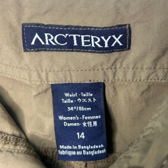 LOT OF 2 Arc'teryx Parapet womens nylon outdoor hiking shorts brown green 14 34W - Picture 5 of 11